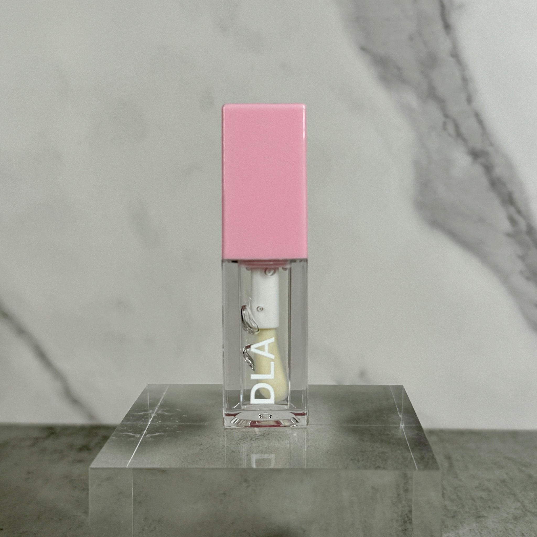 LIPS – DLA Cosmetics